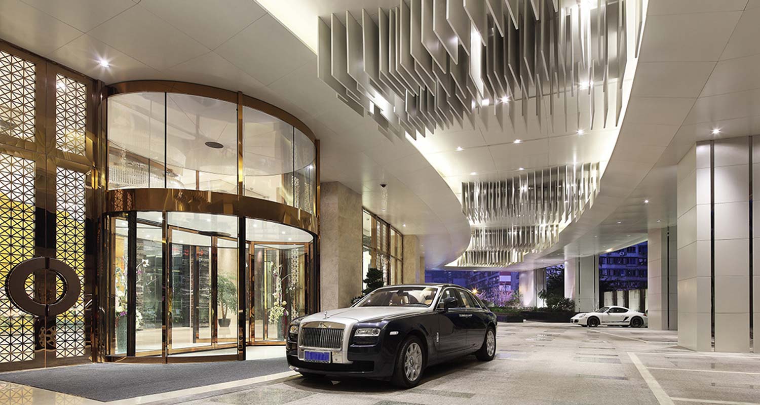 HOSPITALITY & HOTELS